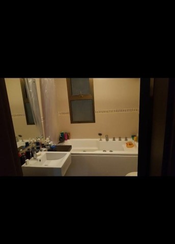 A Venda Apartamento T3, mobiliado, no Condomínio Clássicos do Sul, Benfica.