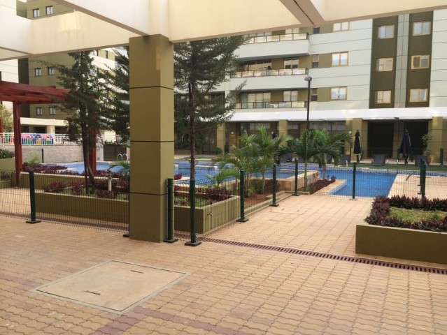 A Venda Apartamento T3, mobiliado, no Condomínio Clássicos do Sul, Benfica.