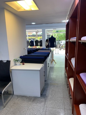 A Venda Loja no Kinaxixi, nas Ingombotas.