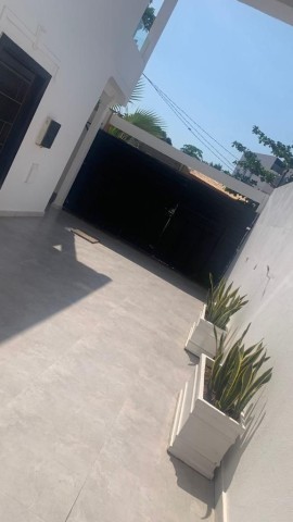 A Venda VIVENDA V4 À VENDA NO TALATONA BAIRRO MILITAR