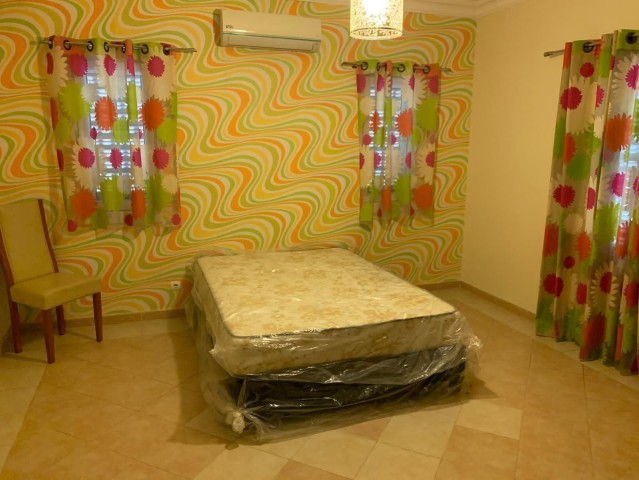 A Venda Vivenda V3+2, no Condomínio Cajueiro, Talatona.