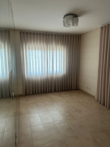 A Venda Arrendar: Excelente apartamento T3, no Condomínio Dolce Vita, Talatona.