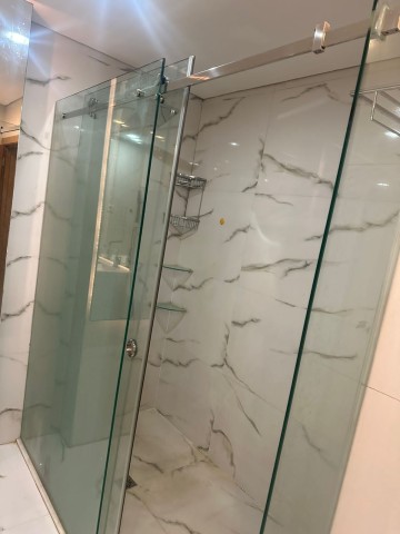 A Venda Arrendar: Excelente apartamento T3, no Condomínio Dolce Vita, Talatona.