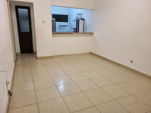 A Venda Vender: Moradia T3, na nova Marginal de Luanda, Coreia.