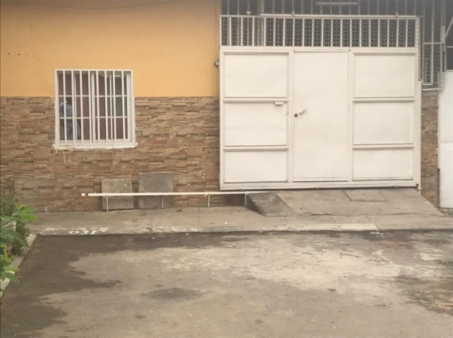 A Venda Vender: Moradia T3, na nova Marginal de Luanda, Coreia.