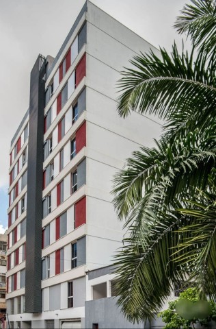 A Venda Apartamento T1 mobiliado, no Edifício Coqueiros Prestige, Coqueiros.