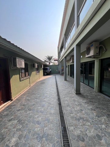 A Venda Vivenda V3 com anexo, mobiliada, na Urbanização BPC, Camama, 1 fase.