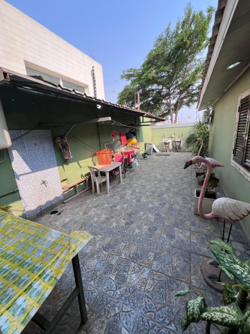 A Venda Vivenda V3 com anexo, mobiliada, na Urbanização BPC, Camama, 1 fase.