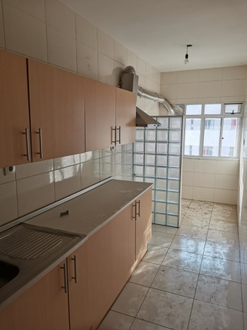 A Venda Apartamento T2, nas Vilas de Luanda, antiga Filda.