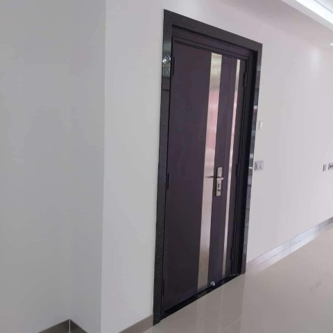 A Venda Apartamento T4, no Condomínio Royal Park, Talatona.