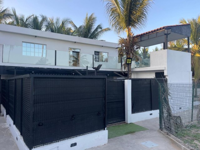 A Venda Vivenda V8, de praia, na Ilha do Mussulo.