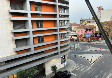 Anúncio Escritórios na Ingombota, Rua José da Silva Lameira.
