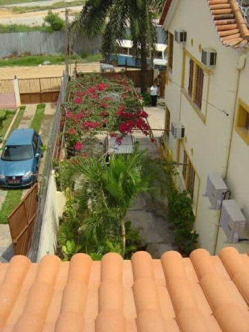 A Venda Vivenda V5 na Praia do Bispo - Luanda.