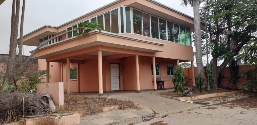 A Venda Condomínio Mirantes do Mussulo, no Morro Bento.