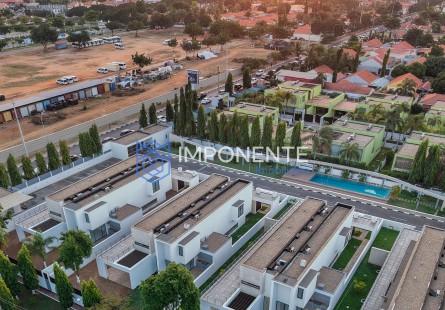 Luxuoso Condomínio de 4 casas, de alto padrão, trata-se do Condomínio Ouro Verde, no Talatona.