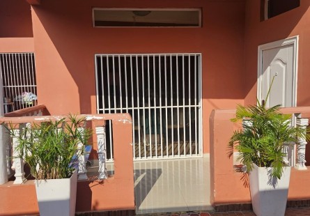 Anúncio Arrenda-se uma casa super limpa