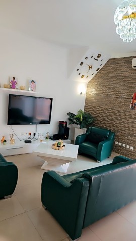 A Venda Arrenda-se uma casa super limpa