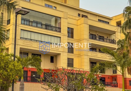 Luxuosa penthouse T3+1, com piscina e mobiliada, no Condomínio Arte Yetu, Talatona.
