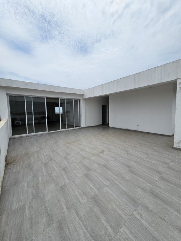 A Venda Espaço comercial na via principal do Patriota