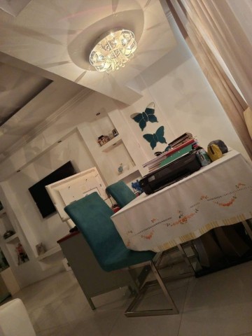 A Venda VENDE-SE APARTAMENTO T3 NO MIRAMAR