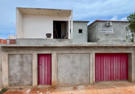 Vivenda T3 no condomínio Vila Israel Benfica